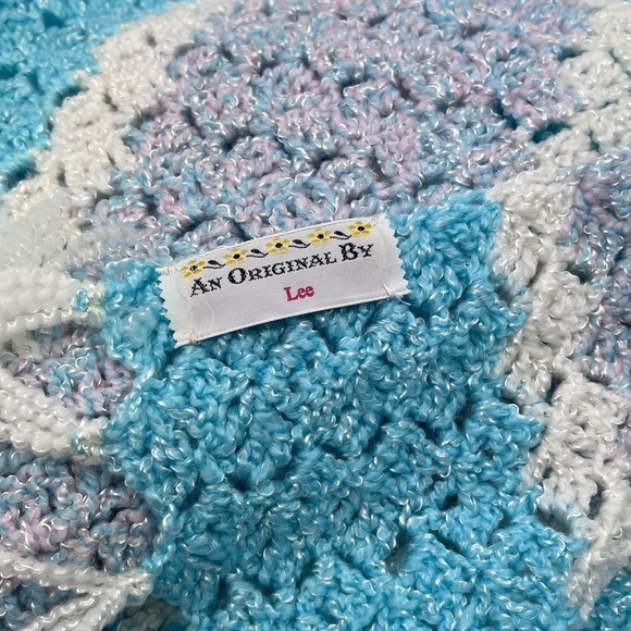 Handcrafted Crochet Soft Blanket Throw Baby Fringe Pink Blue Aqua Cream Cottage - Picture 6 of 6
